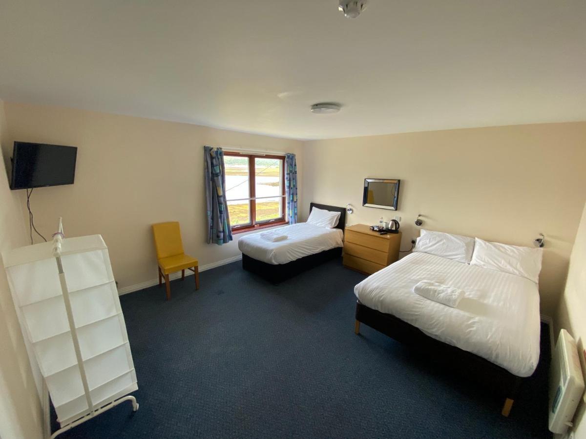 Waterfront Lodge - Accommodation Only Fort William Dış mekan fotoğraf