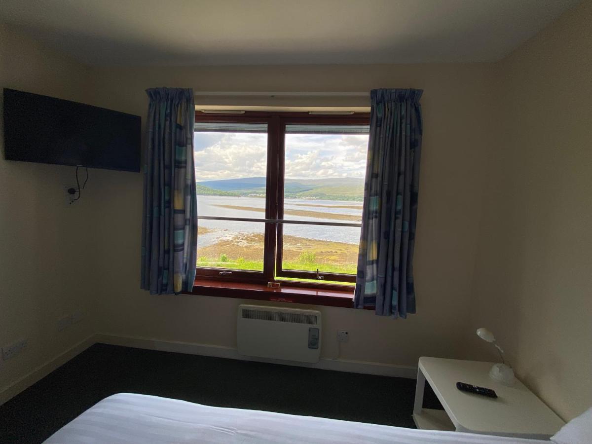 Waterfront Lodge - Accommodation Only Fort William Dış mekan fotoğraf